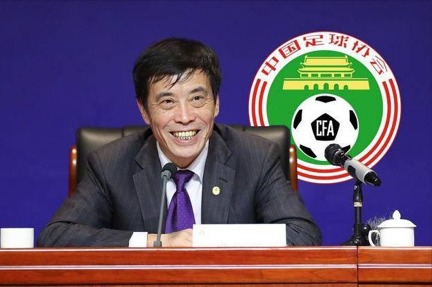 亚洲三级在线播放